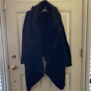 John & Jenn Black Open Cardigan/Faux Fur Collar/Acrylic & Wool/M/NEW/NEVER WORN!